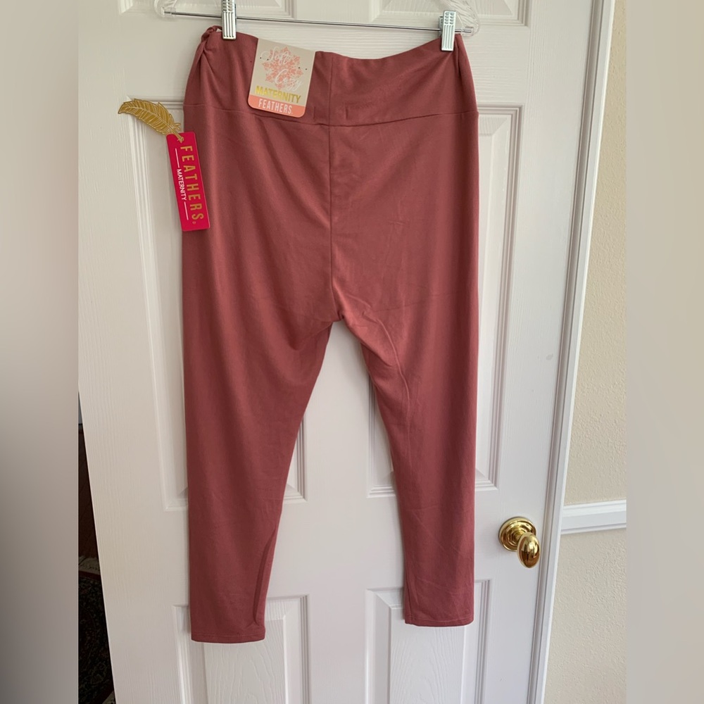 NWT Maternity Leggings Soft Powdered Rose Color Large